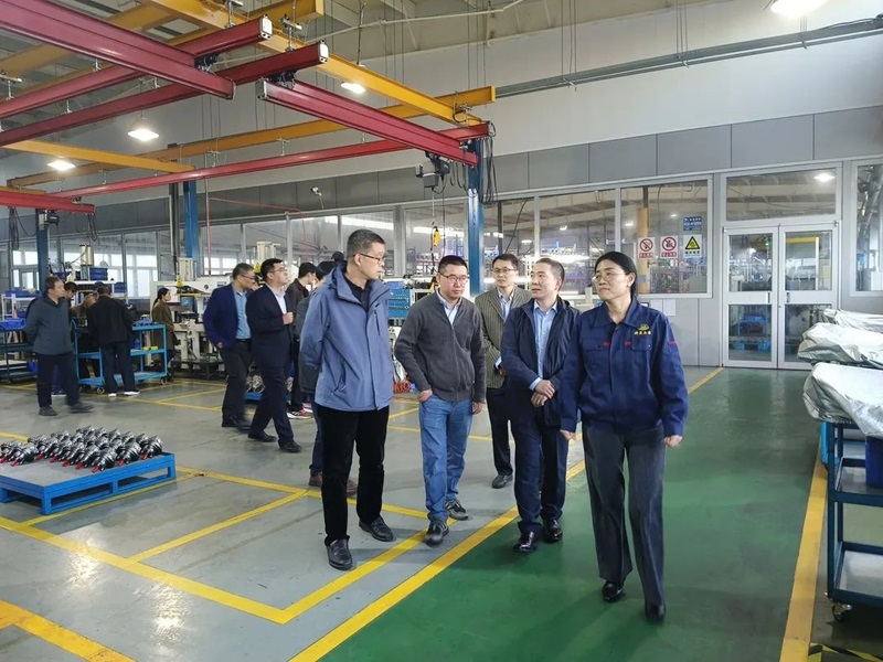 青島力克川液壓機械有限公司協(xié)辦國家標準審查會(huì )議在青島勝利召開(kāi)！5.jpg