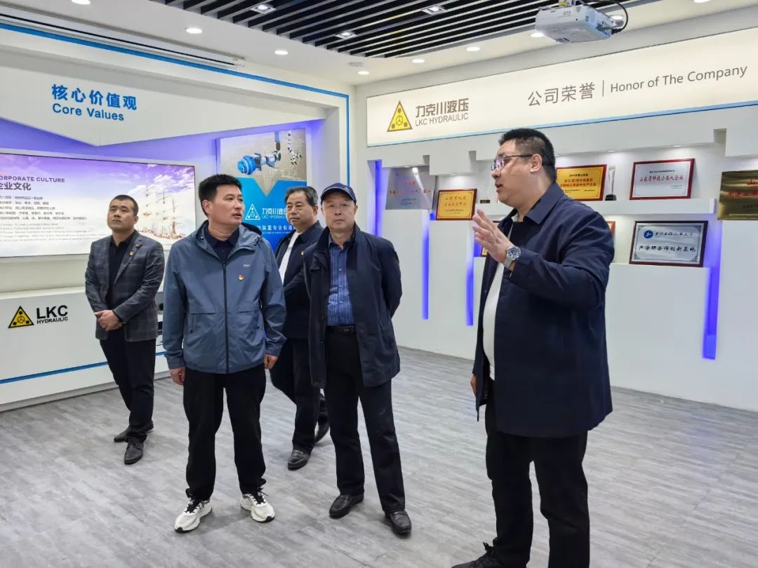共敘鄉情   共謀發(fā)展2.jpg